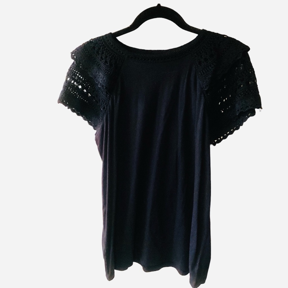 NEW LOFT Short Tiered Crochet Lace Sleeve Blouse Size XS Black Modal Blend Soft